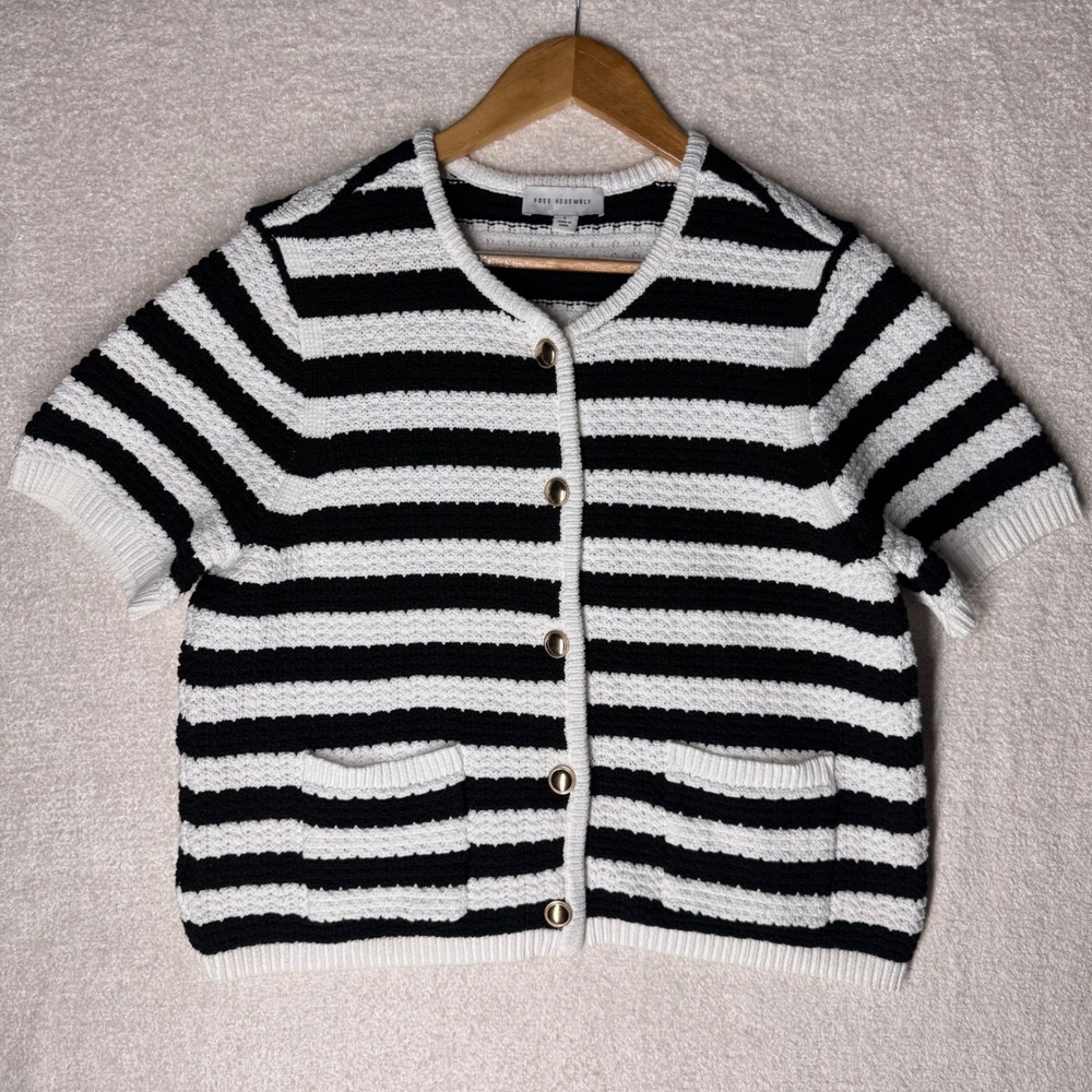 Free Assembly Women's L Black White Striped Short Sleeve Cardigan Gold Buttons